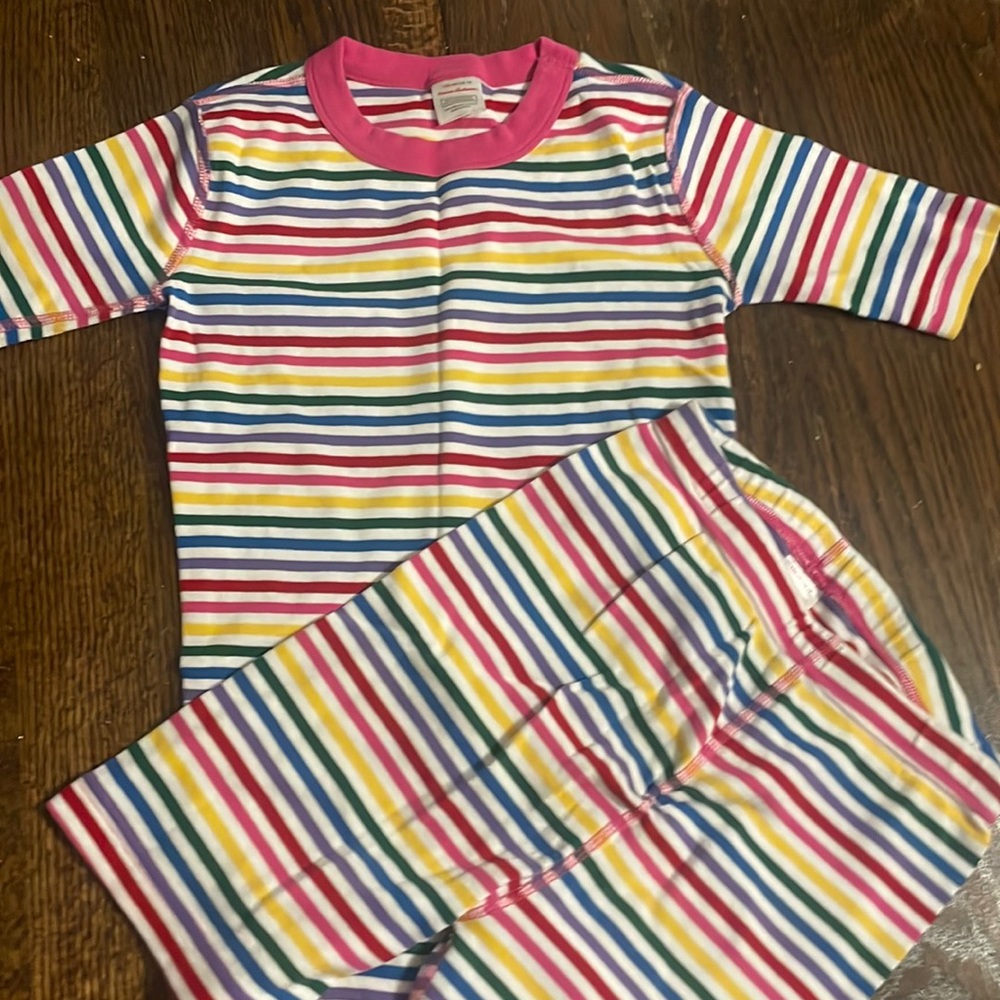 Hanna Anderson short sleeves and shorts pj set